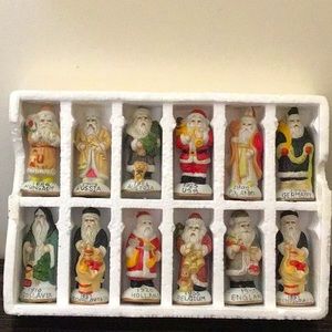 VTG Collector’s 12 World Santas